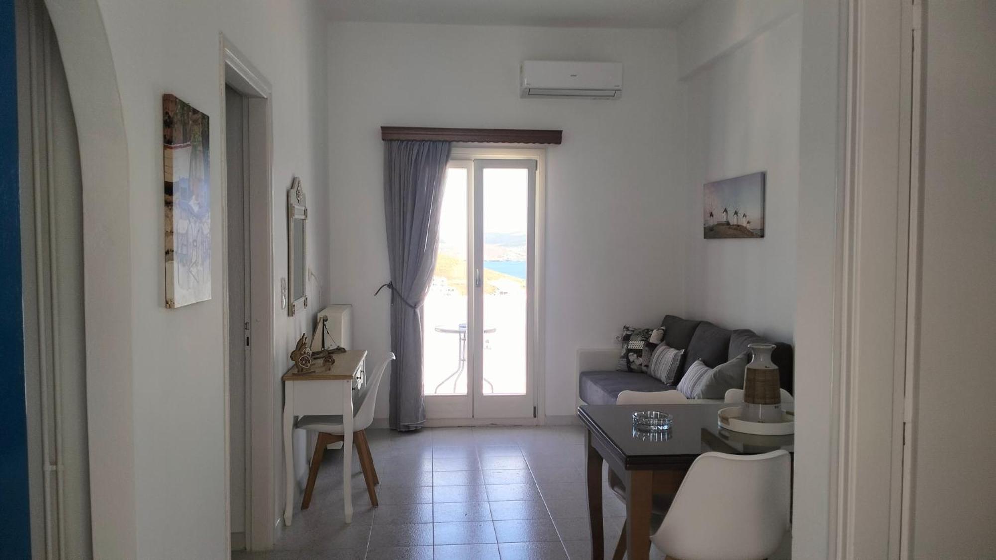 Θέαστρον - Theastron House With Great View In Chora Apartment Pera Gyalos Exterior photo
