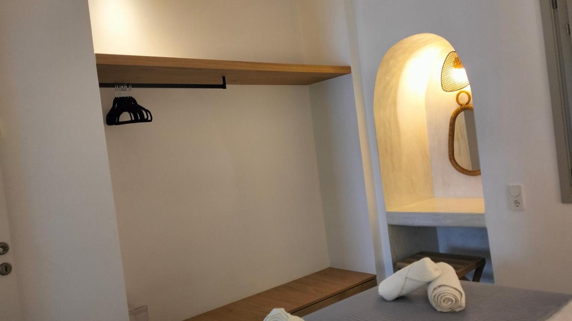 Θέαστρον - Theastron House With Great View In Chora Apartment Pera Gyalos Exterior photo